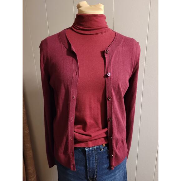 Banana Republic - Women's XS Burgundy Red Knit Cardigan - Picture 3 of 9